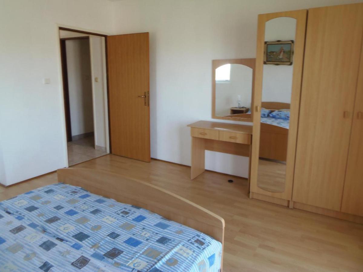 Apartments Zoran Povljana Extérieur photo